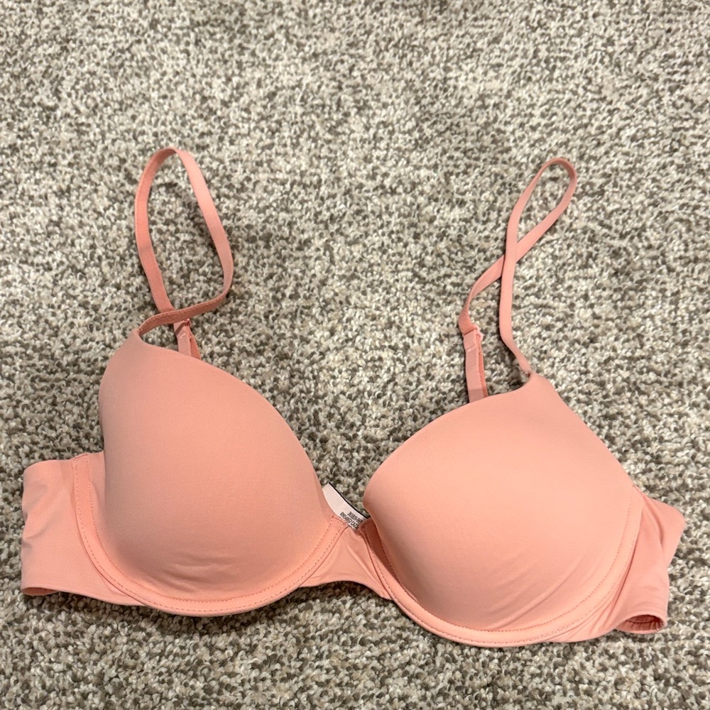 Victoria's Secret Peach Padded T-Shirt Bra